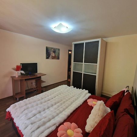 Apartament Red & Yellow Slănic-Moldova Εξωτερικό φωτογραφία