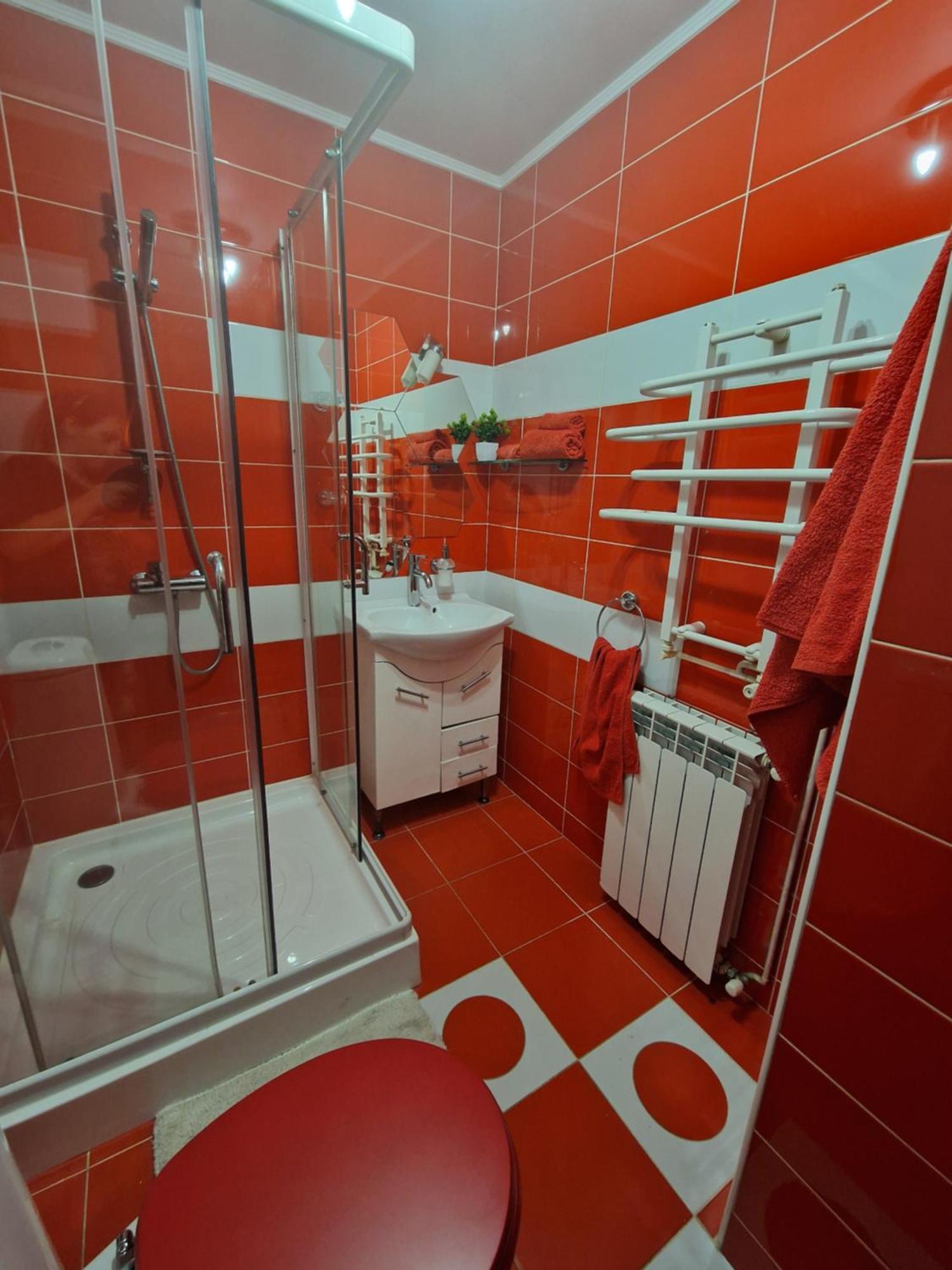 Apartament Red & Yellow Slănic-Moldova Εξωτερικό φωτογραφία